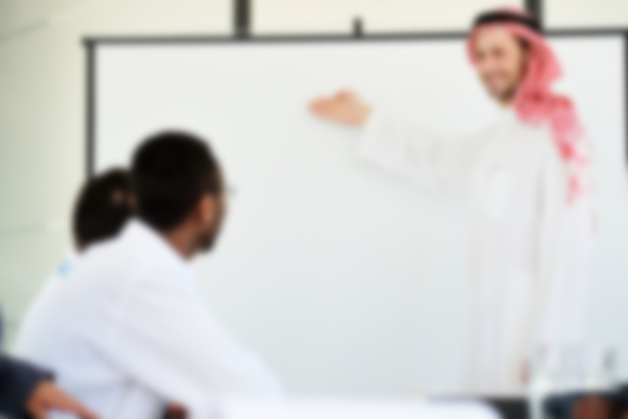 Comment bien choisir son professeur d’arabe ? Les 7 critères essentiels - Merkez al Bourhan