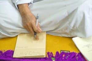 Les secrets de la concision en arabe - dire beaucoup avec peu de mots - Merkez al Bourhan